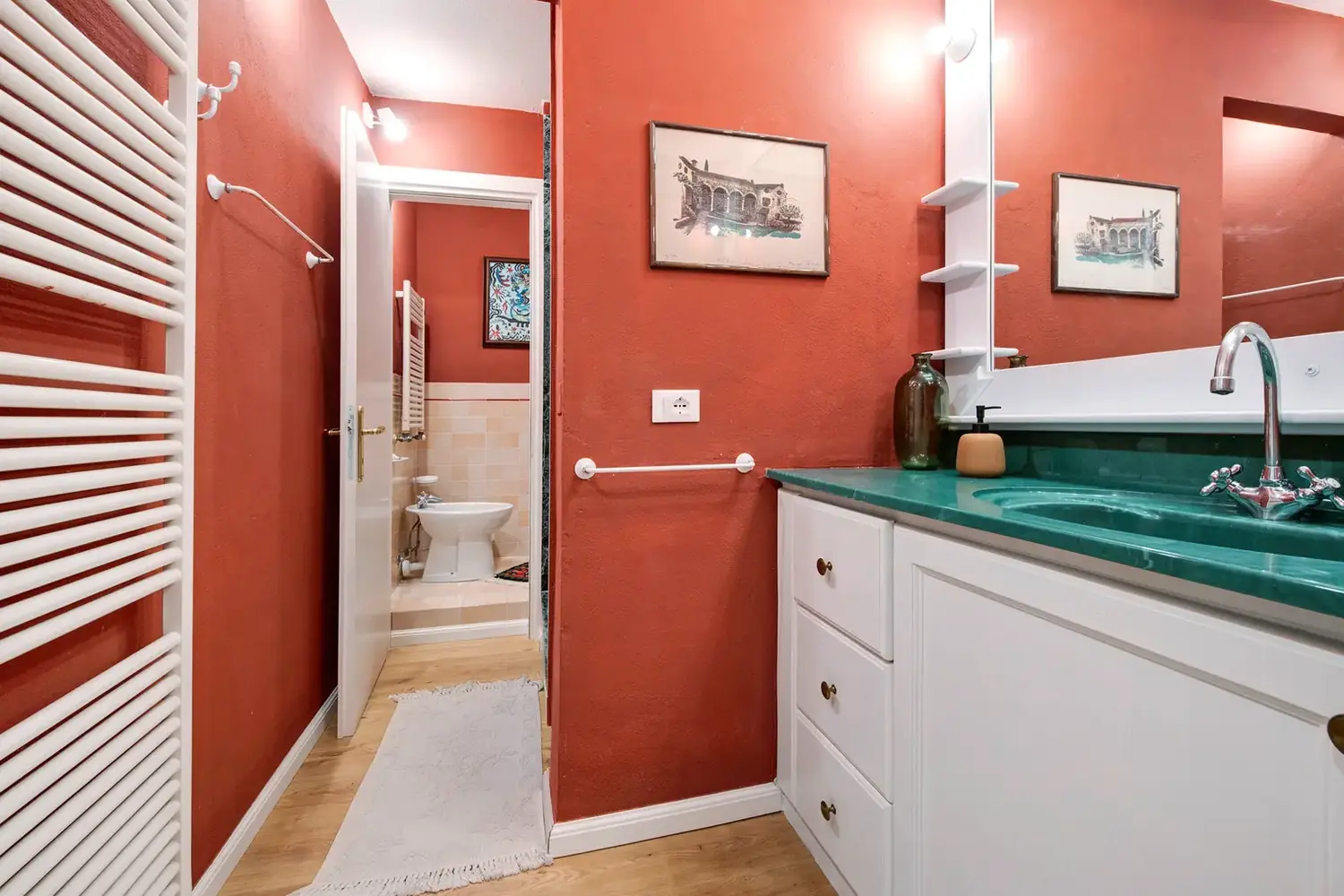 Junior Suite – Bathroom