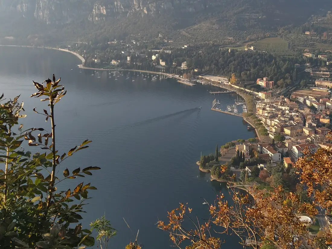 Moderate hike: trail from Garda / Bardolino