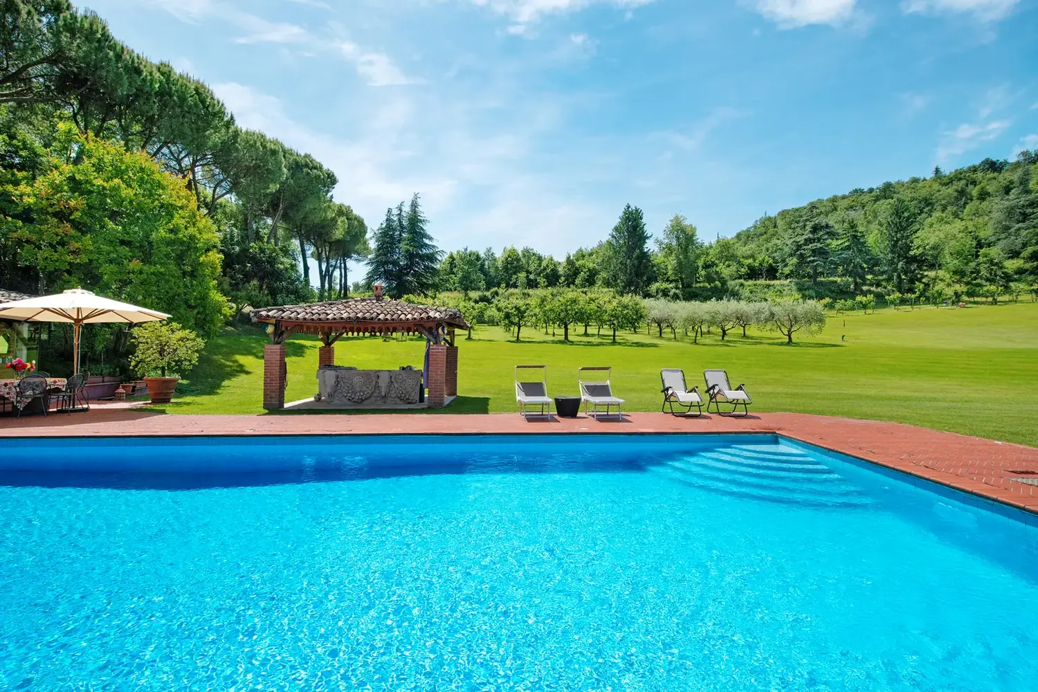 Cavallina Retreat estate from above