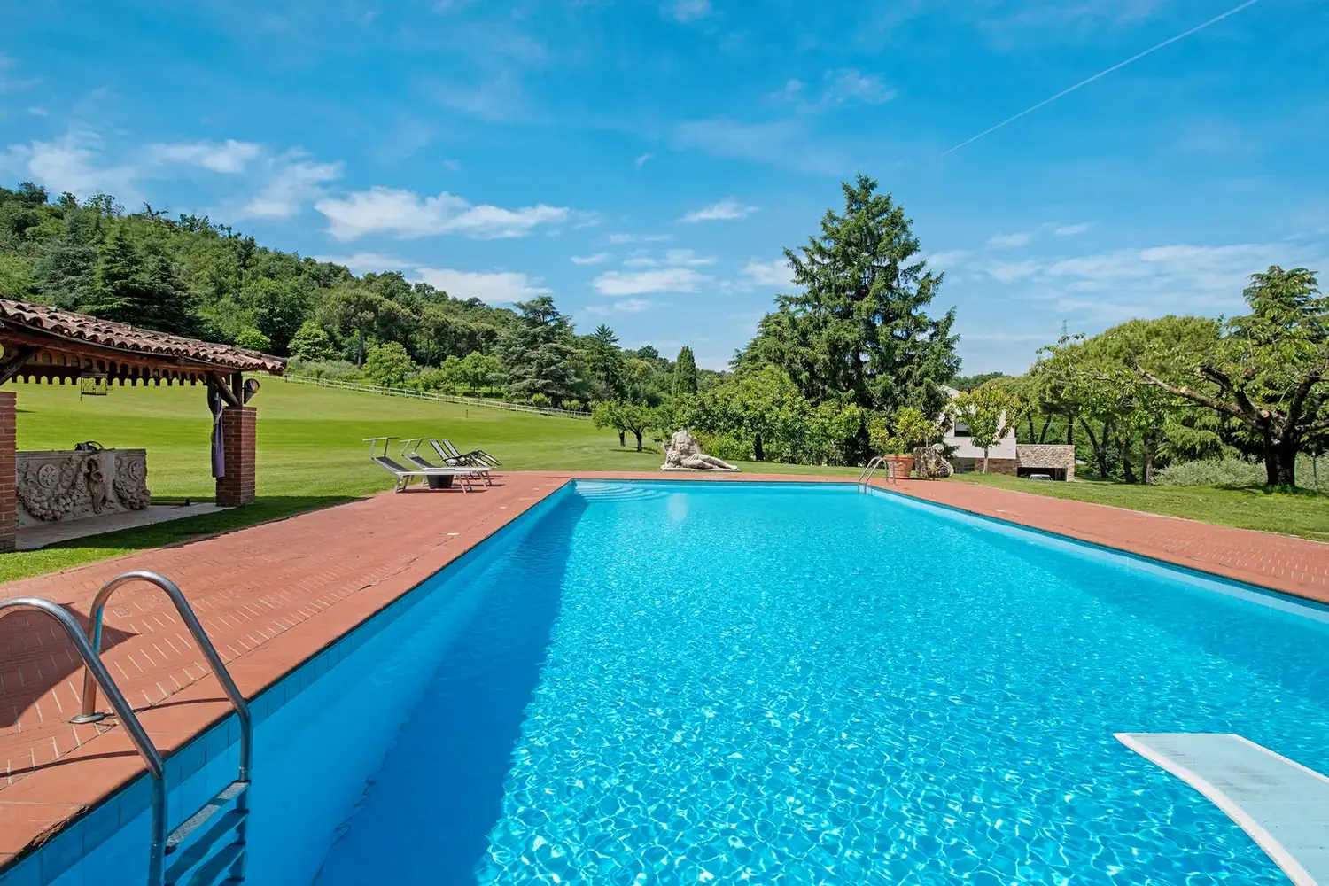 The private 15-metre guest pool at Cavallina Retreat agriturismo, Lake Garda